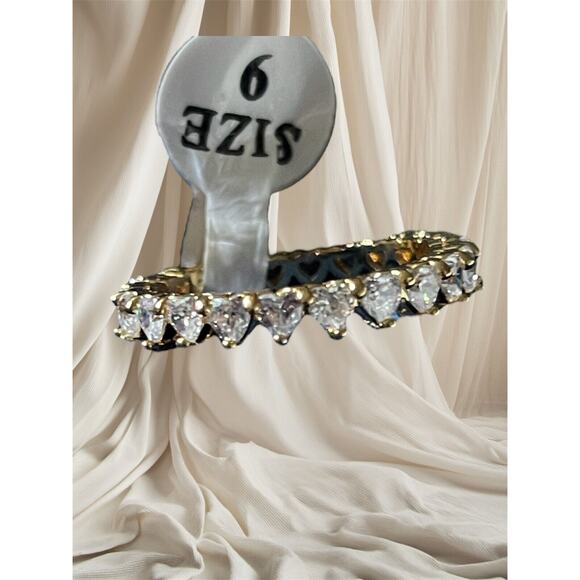 18k Yellow Gold Plated Eternity Wedding Band Cubic Zirconia Heart Ring 9 Women - Picture 3 of 5